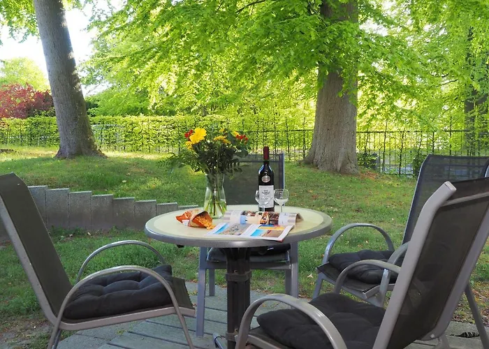 Kaiservillen Heringsdorf - Ferienwohnung Mit 1 Schlafzimmer Und Terrasse D104